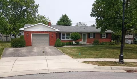 8 Meadow Brook Pl, New Bremen, OH 45869