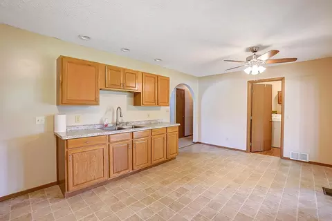 213 West Dr, Springfield, OH 45504 photo 12