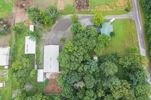 1808 County Road 27, De Graff, OH 43318