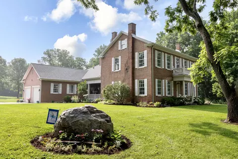 870 S Hampton Rd, New Carlisle, OH 45344