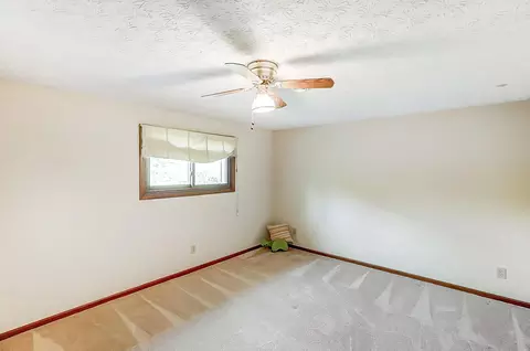 1051 Lisa Ct, Springfield, OH 45504 photo 25