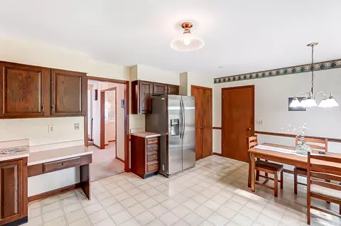 1051 Lisa Ct, Springfield, OH 45504 photo 8
