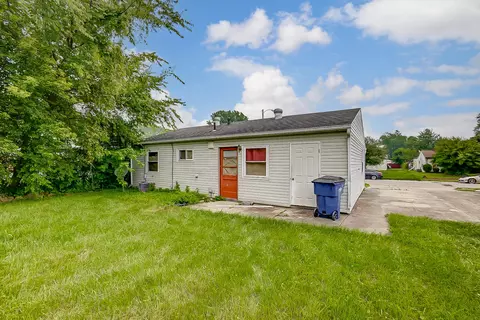 831 Farnam St, Springfield, OH 45506 photo 4
