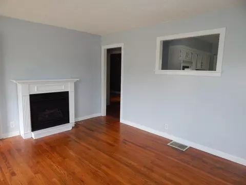 1312 Lamar Dr, Springfield, OH 45504 photo 3