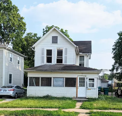 1719 Mound St, Springfield, OH 45505