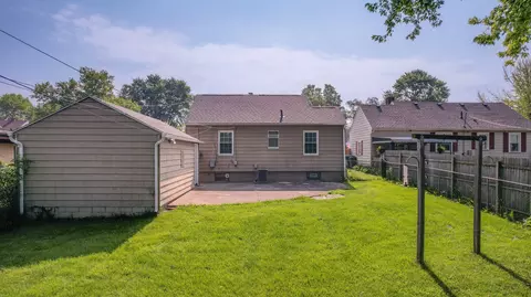 2206 Broadway St, Springfield, OH 45504 photo 5