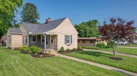 2206 Broadway St, Springfield, OH 45504 photo 2
