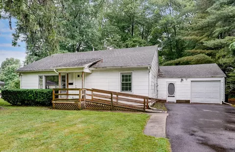 1151 Shrine Rd, Springfield, OH 45504 photo 2