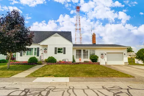 103 S West St, Botkins, OH 45306
