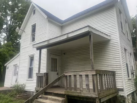 524 W Washington St, Springfield, OH 45506 photo 3