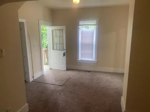 524 W Washington St, Springfield, OH 45506 photo 7