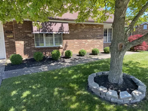 522 Archer Ln, Springfield, OH 45503 photo 4