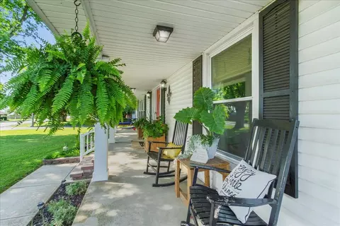 762 S Main St, De Graff, OH 43318 photo 10