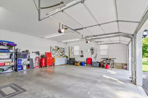 762 S Main St, De Graff, OH 43318 photo 8