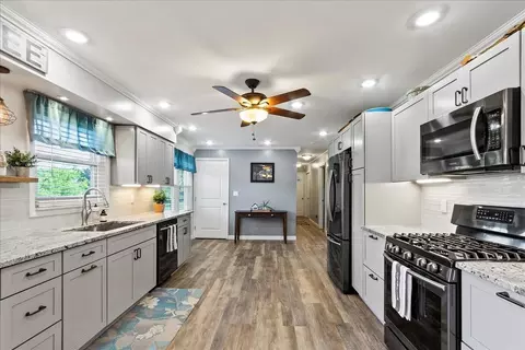 762 S Main St, De Graff, OH 43318 photo 18