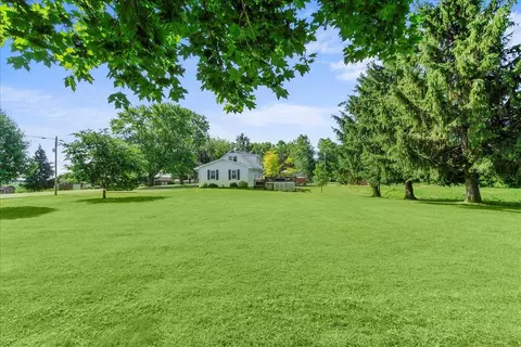 762 S Main St, De Graff, OH 43318 photo 5