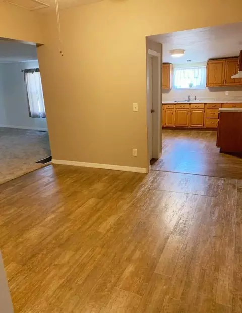 114 N Mill St, De Graff, OH 43318 photo 8