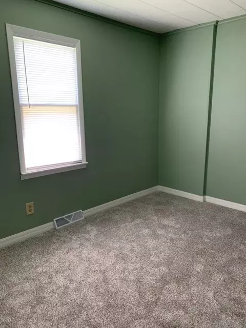 114 N Mill St, De Graff, OH 43318 photo 13