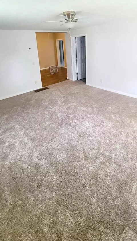 114 N Mill St, De Graff, OH 43318 photo 9