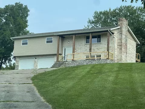 1155 N Bird Rd, Springfield, OH 45503 photo 1