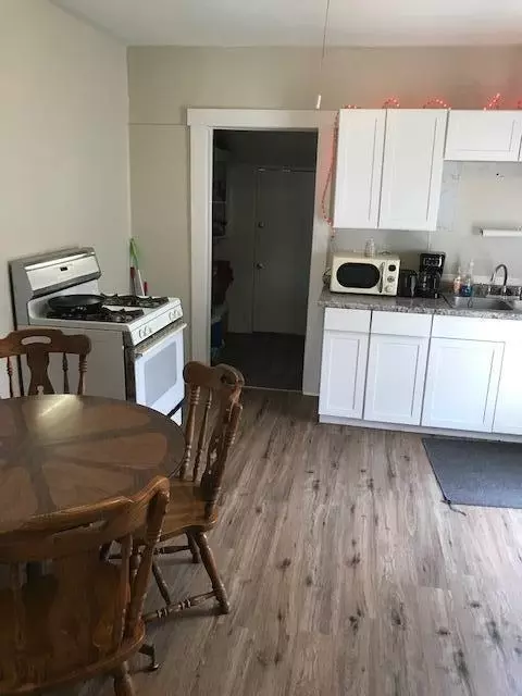 374-376 S Greenmount Ave, Springfield, OH 45505 photo 9