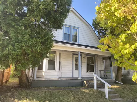 17 W Pleasant St, Springfield, OH 45506 photo 2