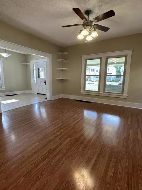460 E Cassilly St, Springfield, OH 45503 photo 5
