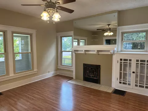 460 E Cassilly St, Springfield, OH 45503 photo 4
