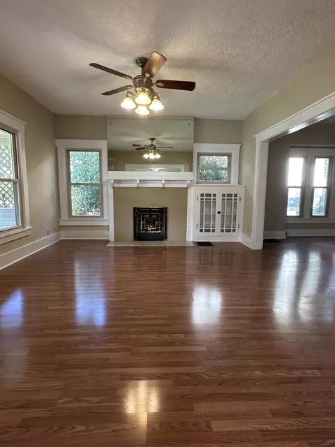 460 E Cassilly St, Springfield, OH 45503 photo 3