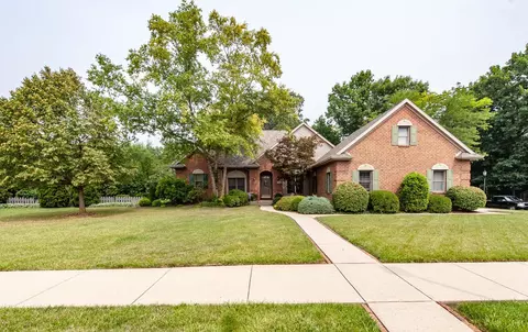 18 Canterbury Dr, New Bremen, OH 45869