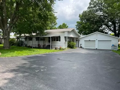 406 Washington St, Belle Center, OH 43310