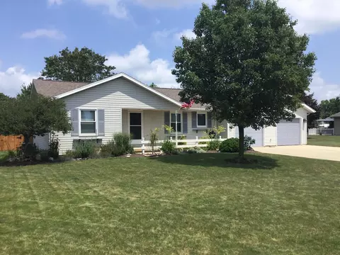 6583 Brookside Dr, Celina, OH 45822