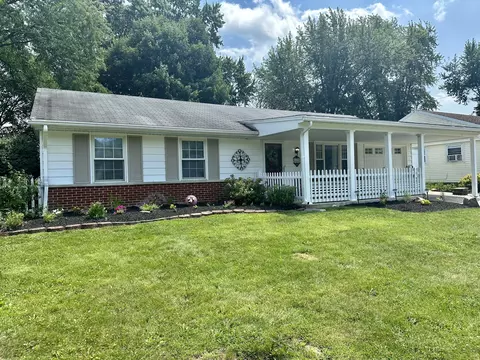3300 Glouster St, Springfield, OH 45503