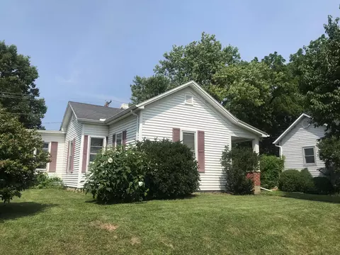 427 S 1st St, Tipp City, OH 45371