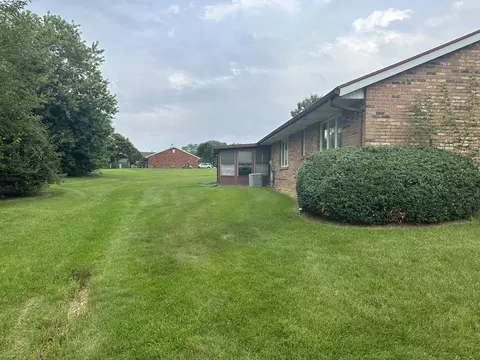 2956 Avery Cir, Springfield, OH 45503 photo 8