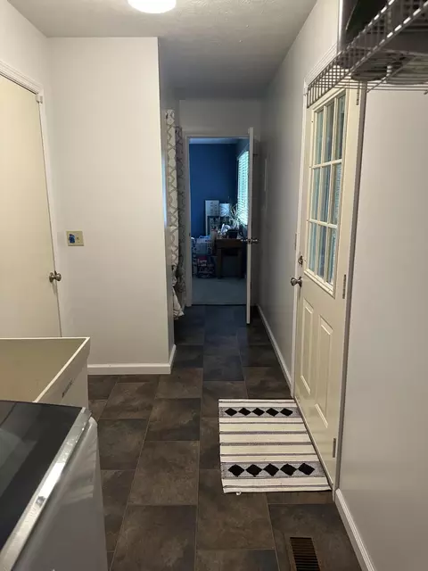 2956 Avery Cir, Springfield, OH 45503 photo 20