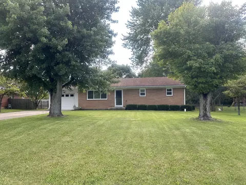 2210 S Burnett Rd, Springfield, OH 45505