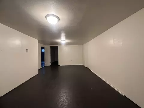 2210 S Burnett Rd, Springfield, OH 45505 photo 17