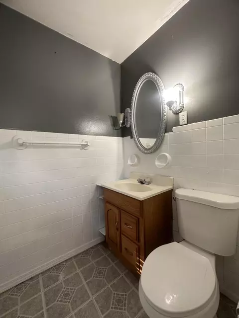 2210 S Burnett Rd, Springfield, OH 45505 photo 10