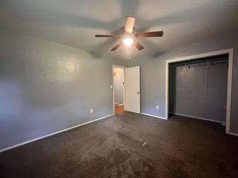 2210 S Burnett Rd, Springfield, OH 45505 photo 12