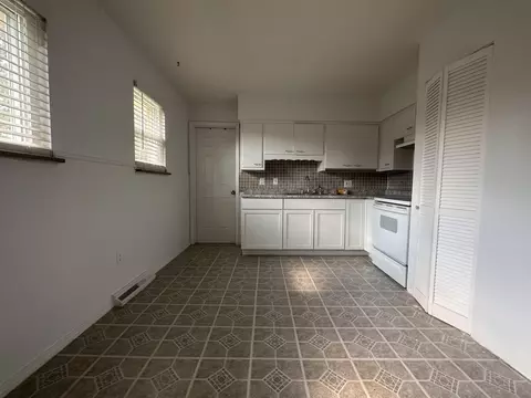 2210 S Burnett Rd, Springfield, OH 45505 photo 8