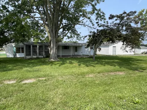 301 W Columbia St, Rockford, OH 45882