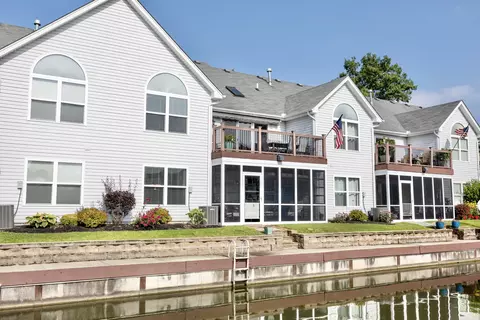 7552 Sir Francis Drake Ave #15-D, Russells Point, OH 43348