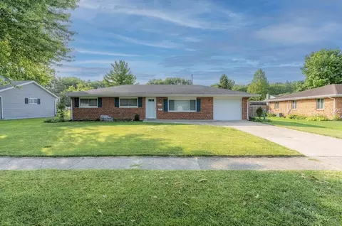 545 Redbud Ln, Xenia, OH 45385