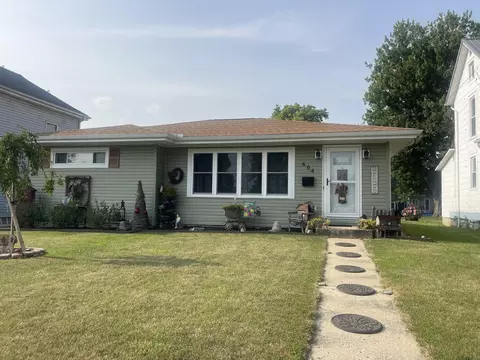 604 Cass St, Wapakoneta, OH 45895