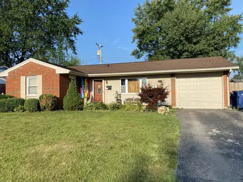 912 Falmouth Rd, Piqua, OH 45356