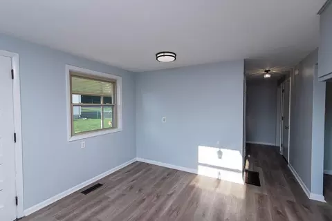 1122 Ferndale Ln, Springfield, OH 45503 photo 8