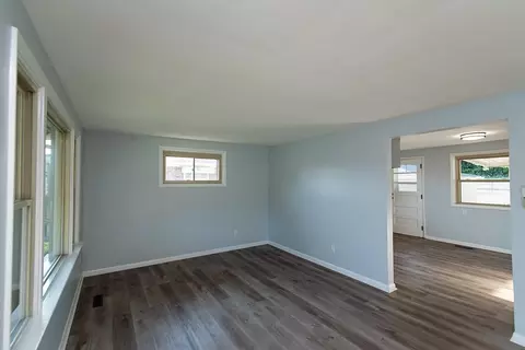 1122 Ferndale Ln, Springfield, OH 45503 photo 5