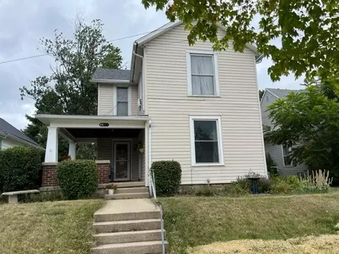 4 W Silver St, Wapakoneta, OH 45895