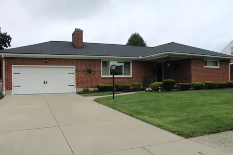 2617 Cavins Dr, Springfield, OH 45503